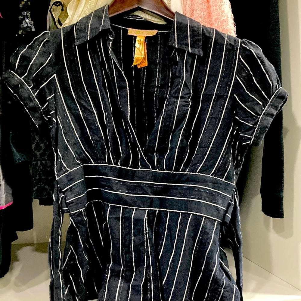 Pin Stripe Blouse. Size S.